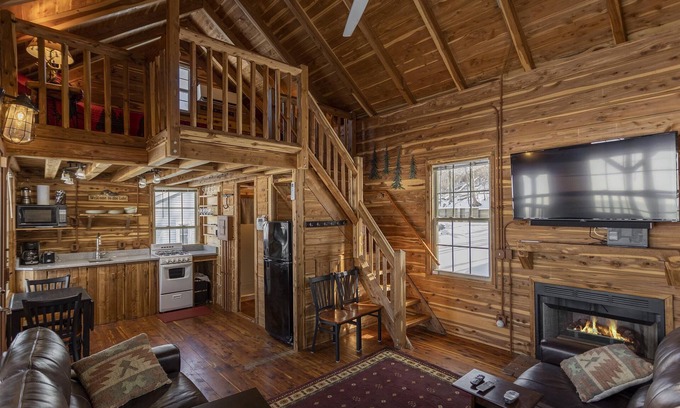 Cassopolis Cabin | Cozy Lakeside Log Cabin on Stone Lake w/50 Wooded Acres & Trails.