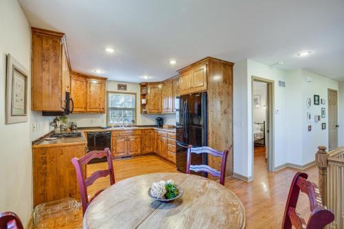 Liberty House | Cozy Liberty Getaway with Fire Pit and Patio!