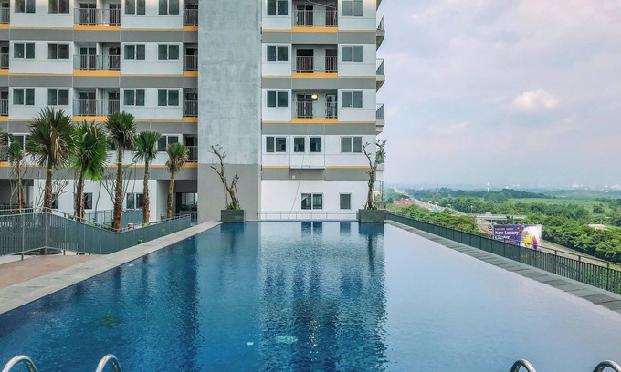 Kedungmanggu Apartment | Cozy Living Studio Room Royal Sentul Park Apartment