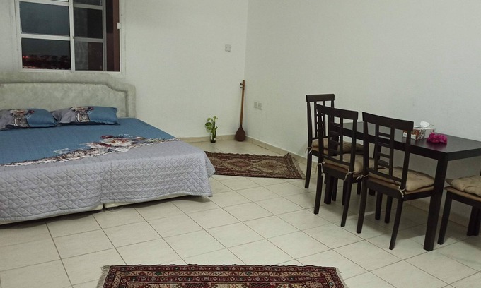 Azaiba Apartment | Cozy lodgenPeaceful room