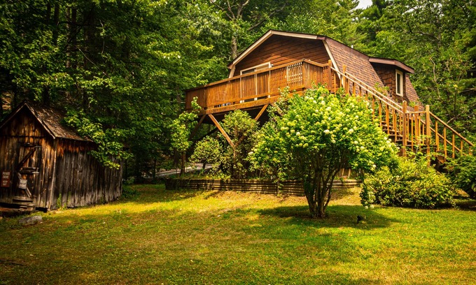 Wurtsboro Cabin | Cozy Loft Cabin high above Bashakill Wildlife Refuge