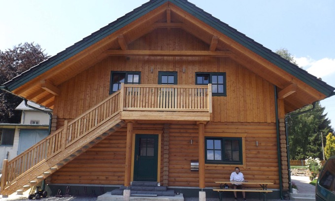 Augustusburg Apartment | Cozy log cabin - vacation apartment sunrise in the Erzgebirge with balcony