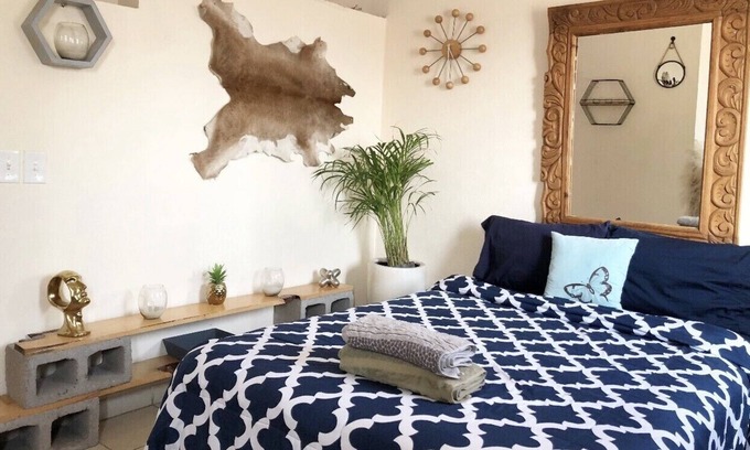 Zamora Apartment | Cozy & Lovely Studio! w/DISNEY+, NETFLIX & More!
