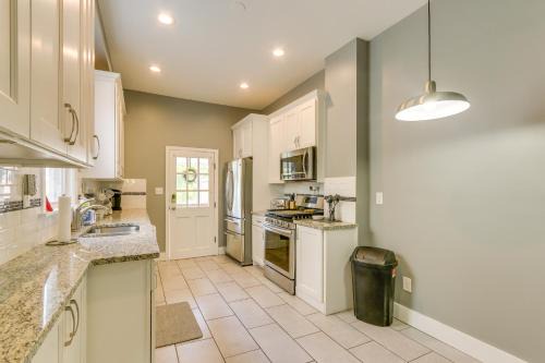 Emmitsburg House | Cozy Maryland Abode - Gas Grill, Near Devils Den!