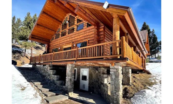 Jefferson County Apartment | Cozy Montana retreat!
