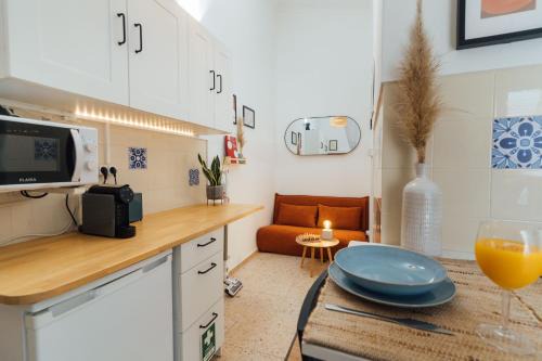 Vila do Bispo Apartment | Cozy Old Town Apartment with Sunny Terrace