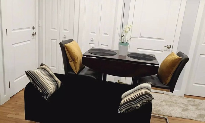 Evanston Apartment | Cozy one Bedroom Apartment in Northwest Calgary