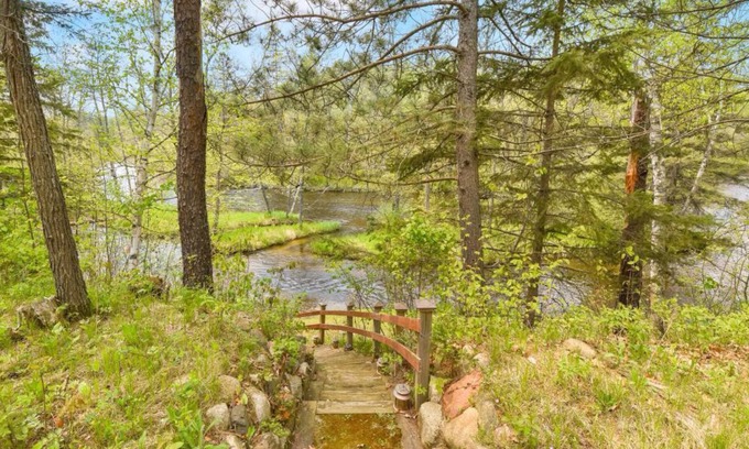 Fifty Lakes Cabin | Cozy & Peaceful Little Pine River Retreat