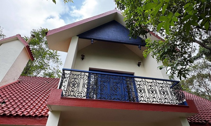 Kuttikkanam Cottage | Cozy plantation estate cottage/bunglaow