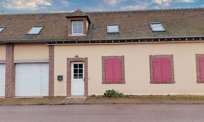 Le Boullay-Thierry Apartment | Cozy renovated apartment near Chartres