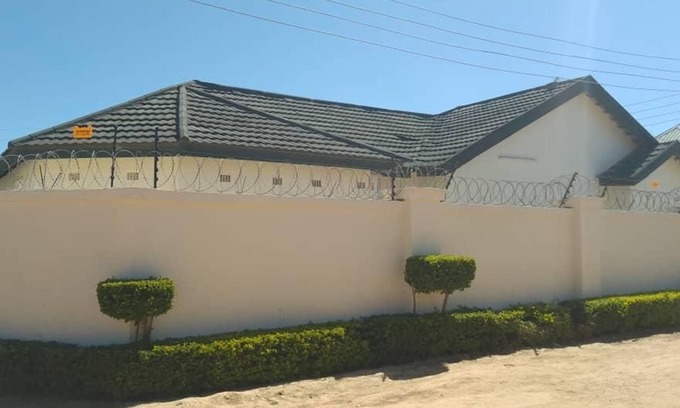 Lusaka House | Cozy Retreat in Lusaka -Self Catering Holiday Home