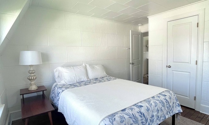 Wellsville House | Cozy retreat in the heart of Wellsville with WiFi