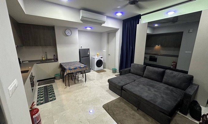 Taman Keramat Apartment | Cozy room stay interconnecting with shopping centre and LRT station.