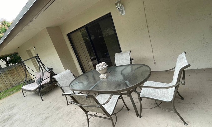 Tamarac House | Cozy room with private bathroom and entrance