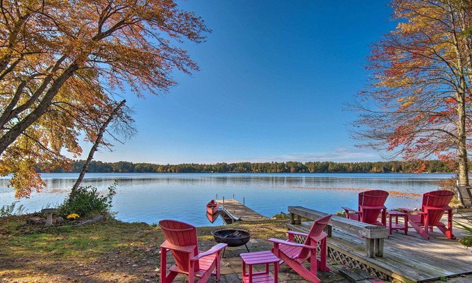 West Buxton Cottage | Cozy Rural Abode w/ Dock on Bonny Eagle Pond!