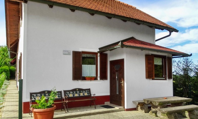 Gorisnica House | Cozy rural house overlooking the green hills.