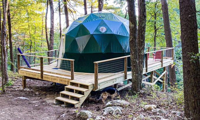 Wallkill House | Cozy, Seasonal Geo-Dome with Heat/AC on Private Hiking paradise in Gunks.