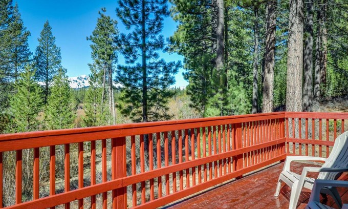 Black Bart House | Cozy Seclusion