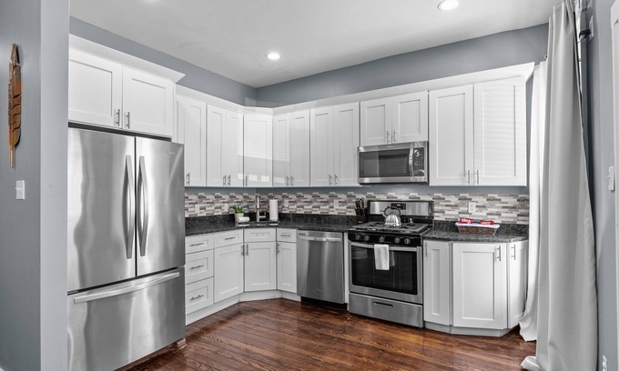 Shaw House | Cozy Shaw Sanctuary | JZ Vacation Rentals