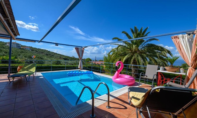 Mikri Mantineia Villa | Cozy Small Smart Villa with Private Pool Mikri Mantineia Kalamata