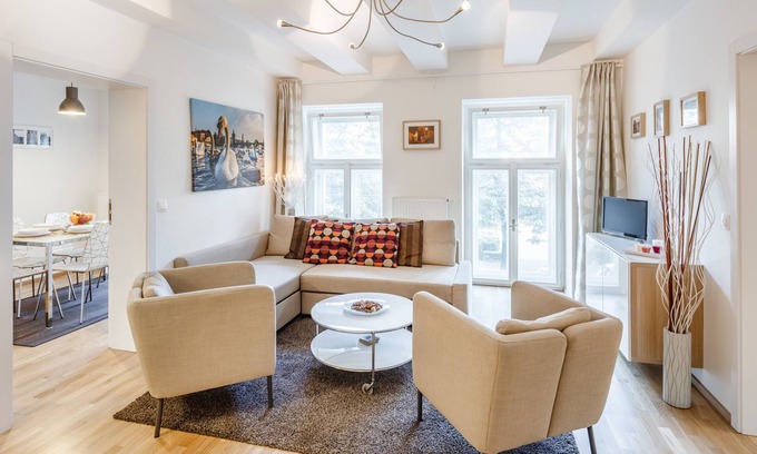 Prague 3 Apartment | ❤️ Cozy, Spacious, Quiet, Great Central Location