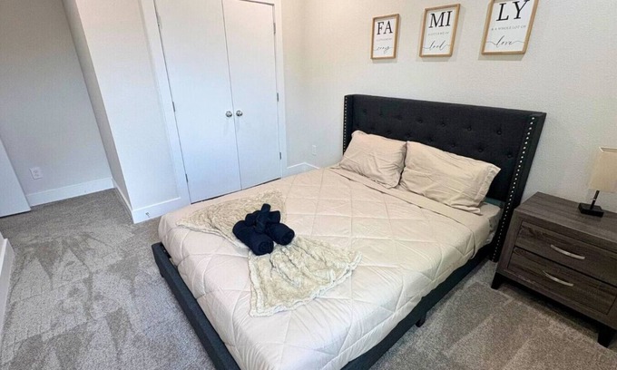 Northside House | Cozy Stay Near Downtown Houston