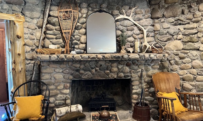 Marcell Cabin | Cozy Stone Cottage overlooking Smith Lake