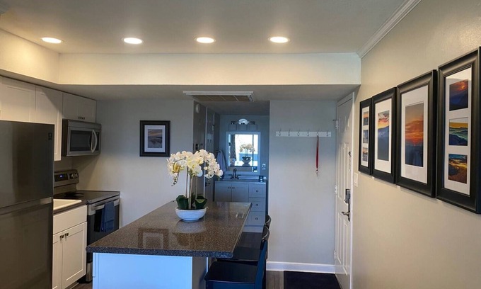 Nellysford Condo | Cozy Studio Overlooking 18 Hole