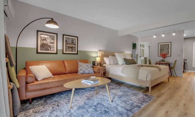 Ellicottville Condo | Cozy Studio, Walk or Bike to Holiday Valley or Town, A/C