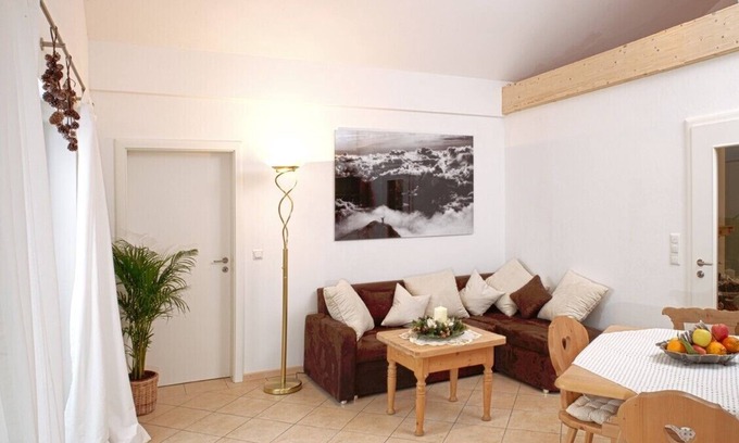 Garmisch-Partenkirchen Apartment | Cozy, sunny & newly renovated apartment with a view of the Zugspitze - 4 stars