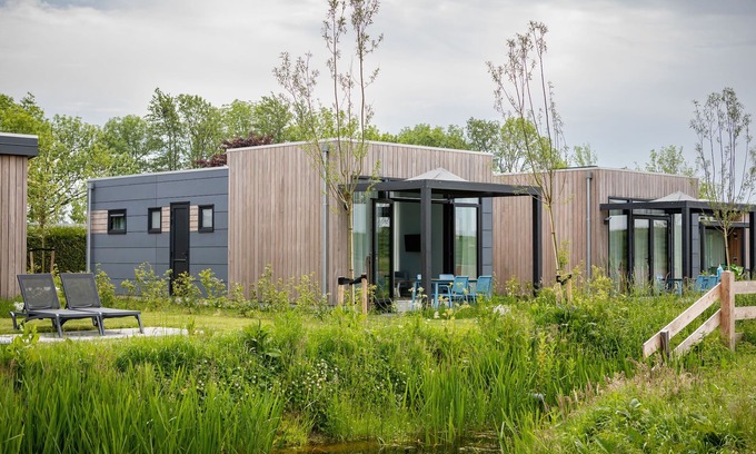 Wijdenes House | Cozy Sustainable Lodge