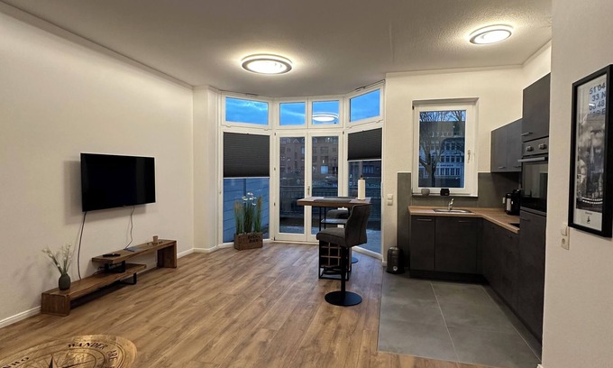 Alte Neustadt Apartment | Cozy terrace apartment with a view of the Kleine Weser; 350 m to the city center