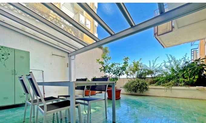 Lagaccio Apartment | Cozy Terrace - One Bedroom Apartment, Sleeps 4