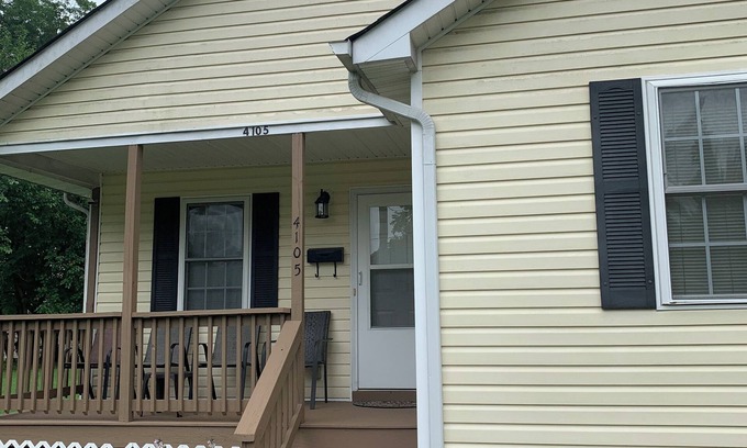 Ettrick House | Cozy three bedroom fully furnish housen