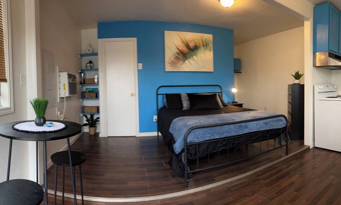 Texarkana RV Rental | Cozy Tiny Home In Campground with AC and WiFi in Texarkana TX