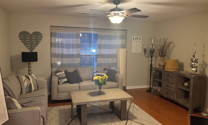 Brier Creek Country Club House | Cozy Townhouse in Brier Creek RDU