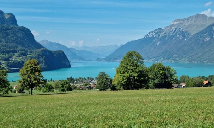 Schwanden bei Brienz Apartment | Cozy vacation apartment between lake and mountains!