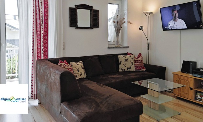 Kalzhofen Apartment | Cozy vacation accommodation "Sonne" in Oberstaufen/Kalzhofen, dogs allowed
