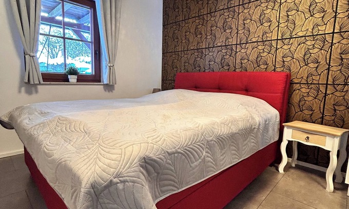 Neugersdorf Apartment | Cozy vacation apartment with garden use, garage and wallbox (extra costs)