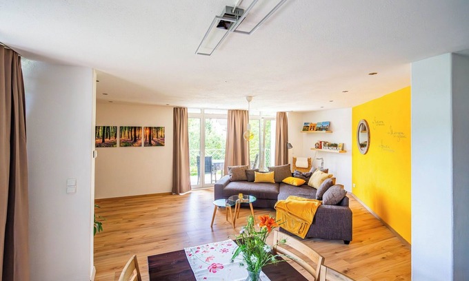 Zapfendorf Apartment | Cozy vacation apartment (120m2) with 2 bedrooms