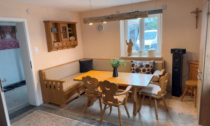 Purgen Apartment | Cozy vacation apartment Upper Bavaria Lengenfeld ground floor, 4 bedrooms, newly renovated