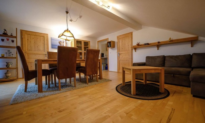 March Apartment | Cozy vacation apartment for 6 people (65sqm)