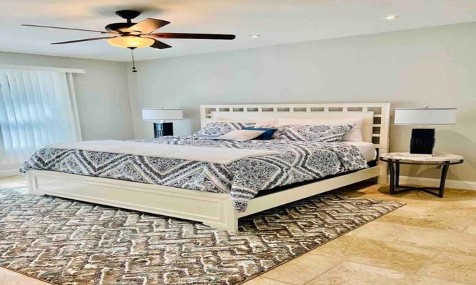 Bayou Oaks Apartment | Cozy vacation home 5 mins from downtown!