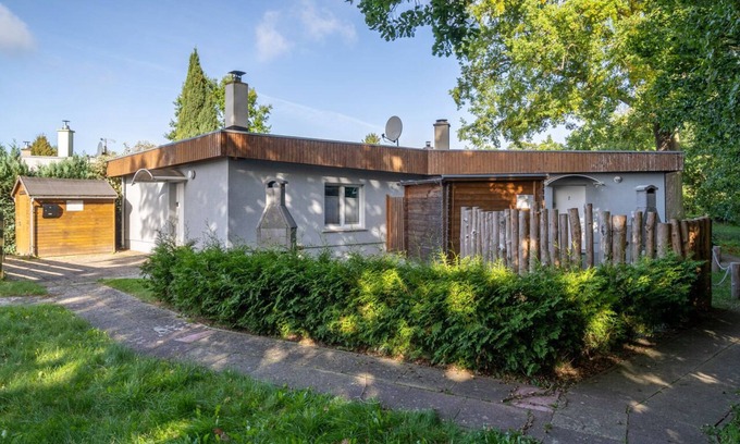 Muritz House | Cozy vacation home in a quiet, idyllic location on a slope and lake with fireplace