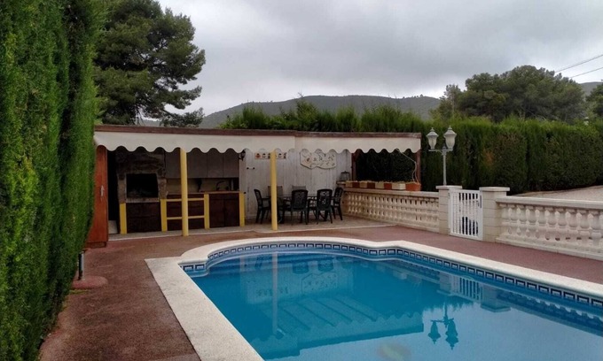 El Montmell Ski Chalet | Cozy villa with large private pool and complete barbecue