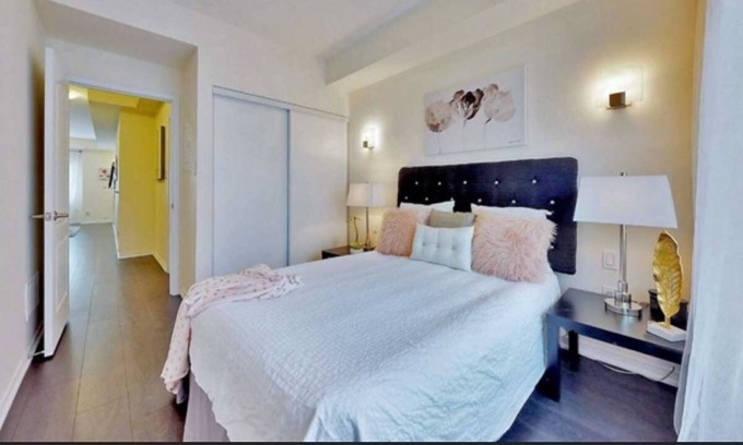 Fisherville House | Cozy, whole Townhouse close to York U