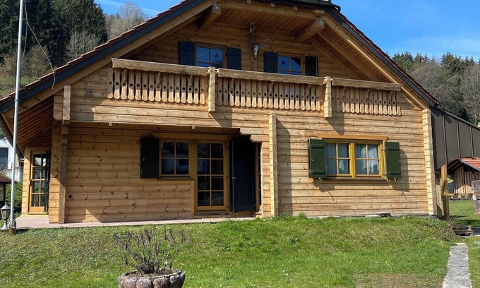 Forst Aura House | Cozy wooden house in the Spessart for relaxation & fitness