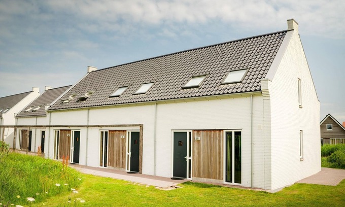 Nieuwvliet House | Cozy Zeeland Beach Retreat