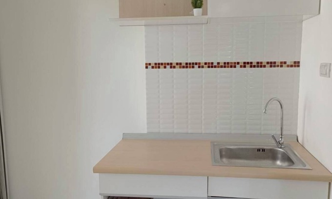 Talat Khwan Condo | Cozy1-bedroom condo in brilliant Nonthaburi with AC,sofabed , fitness room,WiFi