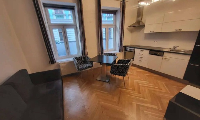 Weißgerber Apartment | CozyNite Premium Apartment Hundertwasser